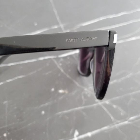 Saint Laurent SL01 Black Women's Sunglasses - Picture 4 of 4